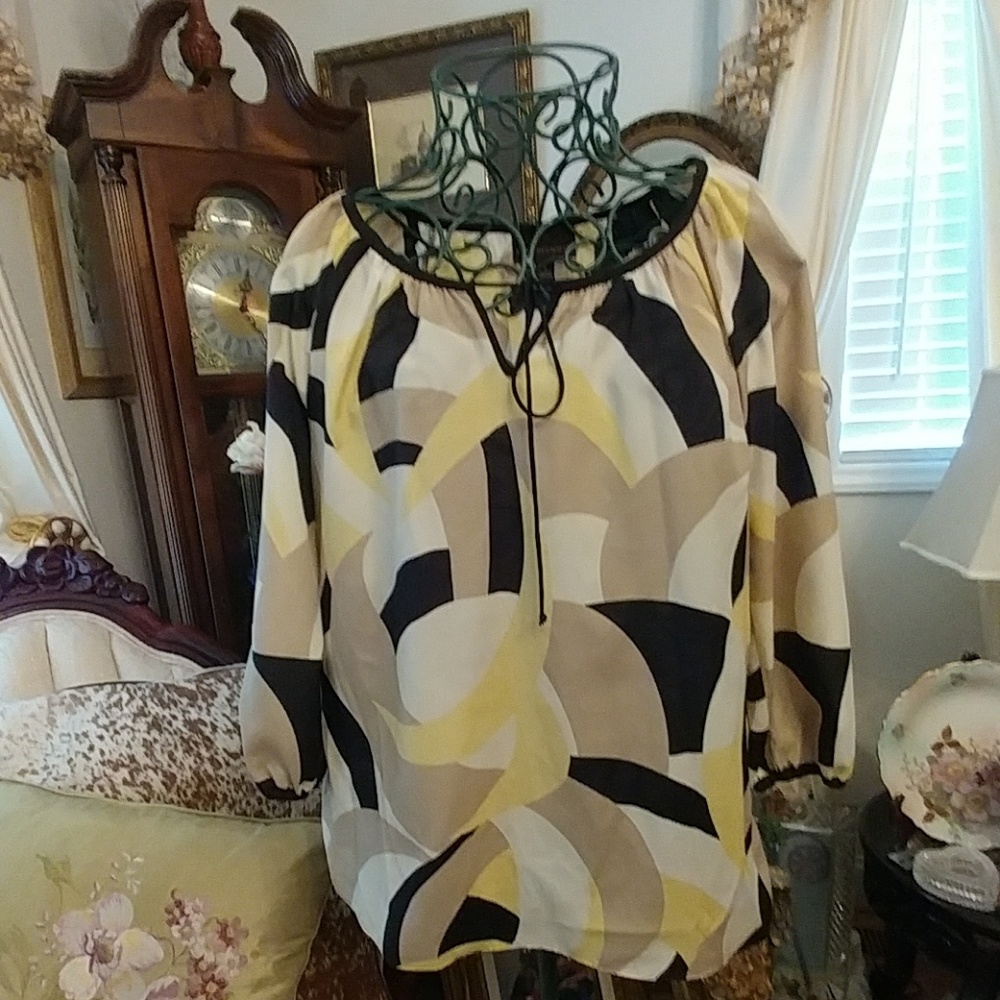 BEAUTIFUL Ladies multiple color blouse